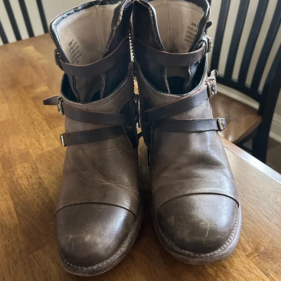 Freebird Crue 9 - Picture 1 of 4